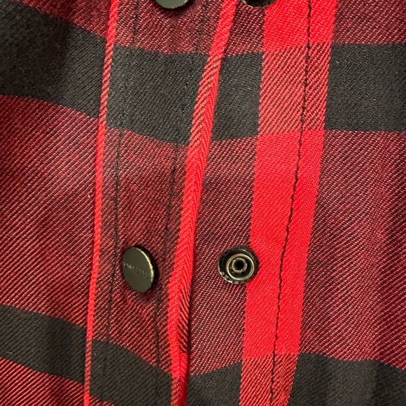 Sanctuary- red and black womens flannel - size XS - Picture 4 of 7